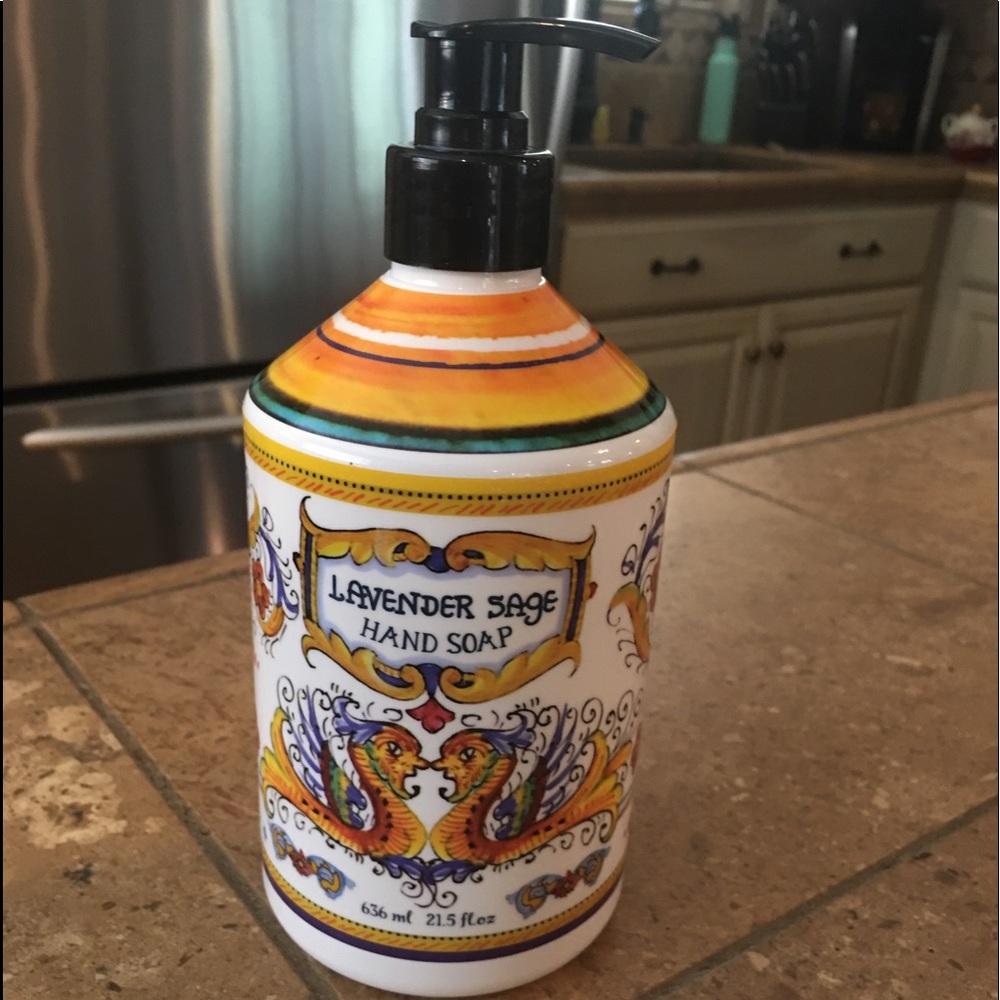 Italian Deruta Lavender Sage Hans Soap—New